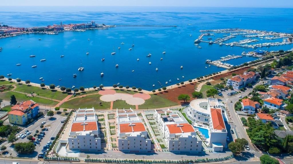 Edra Suite Apartment Umag Exterior foto